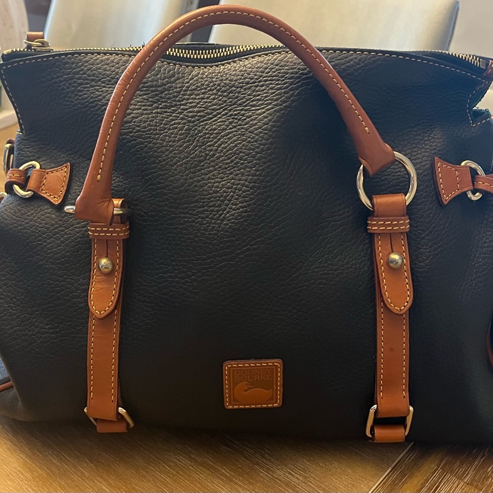 Dooney and Bourke Large Satchel - Picture 2 of 10